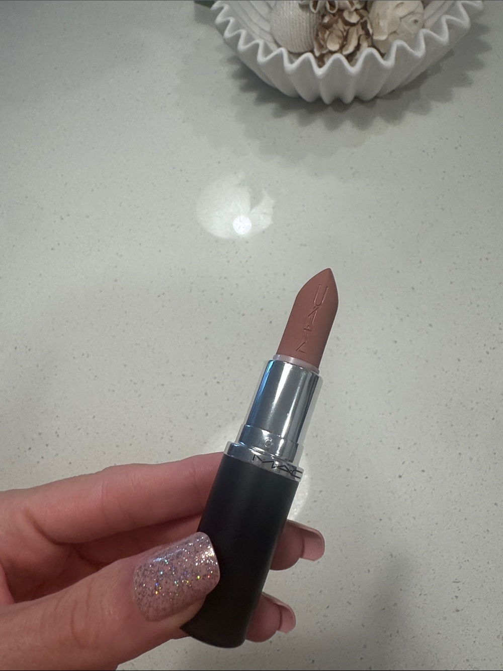 MAC lipstick cool teddy